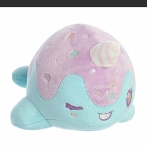 Tasty Peach Nomwal Birthday Cake Plush Toy New Tags